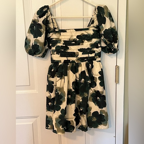 NWT 💚 Abercrombie & Fitch Emerson Green 👗 & Cream Floral Puff Sleeve Dress XSP - Picture 2 of 10